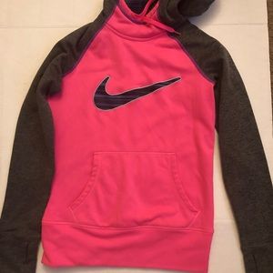 Girls Nike thermal fit hoodie size xs